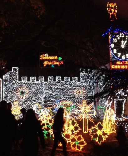 Top 3 Christmas Lights Destinations in Fresno